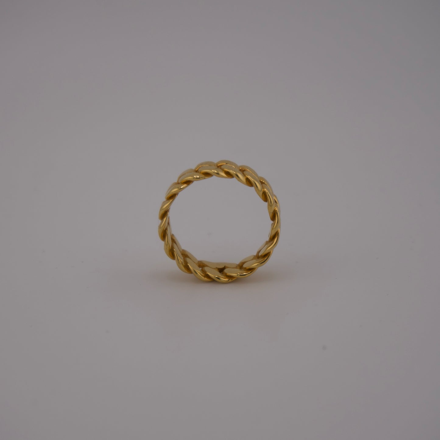Eterno – A Signature of Strength