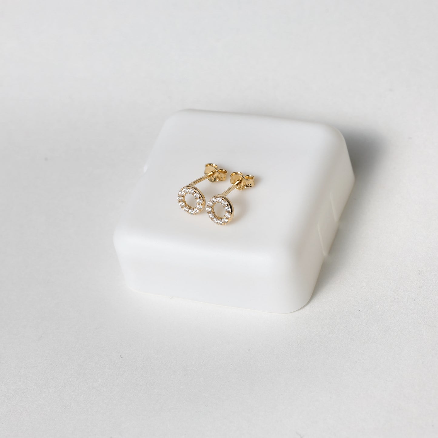 Halo Spark Studs