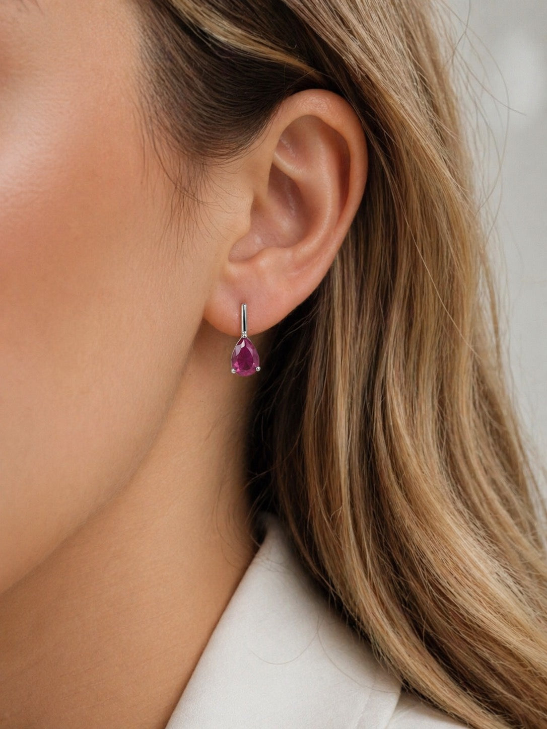 Minimalist Teardrop Dainty Earrings for Everyday Elegance
